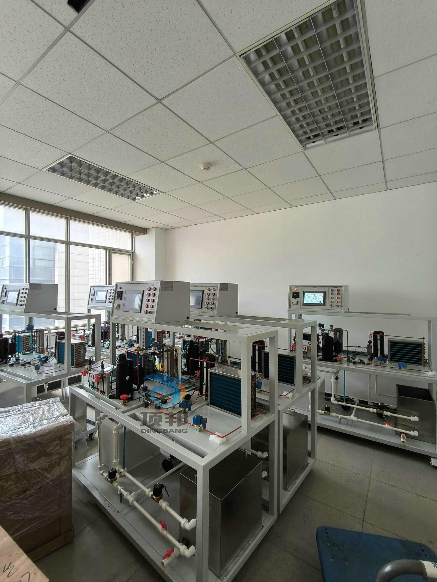 空气/水/地源热泵系统实验平台