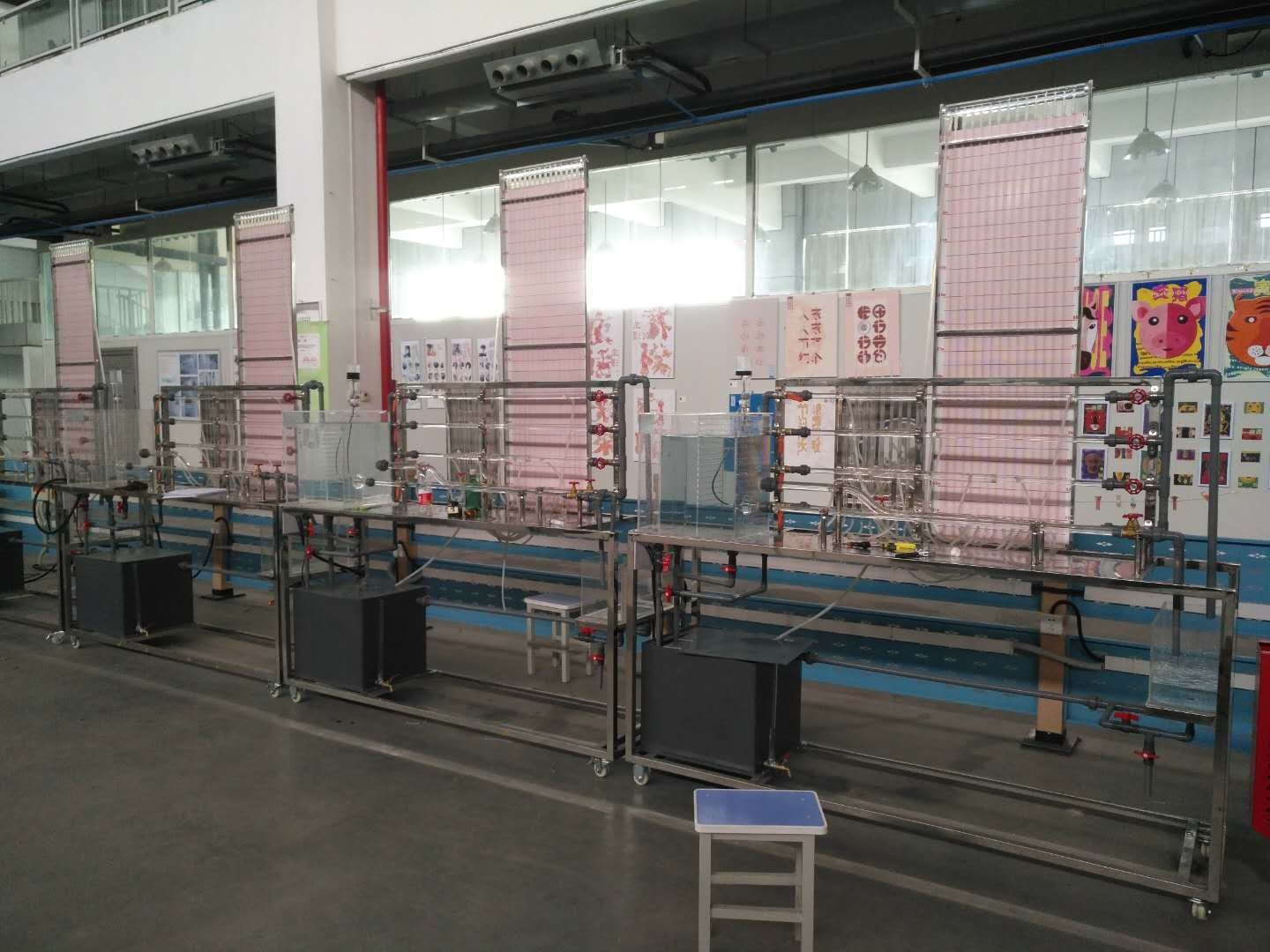 西京学院流体力学综合实验装置