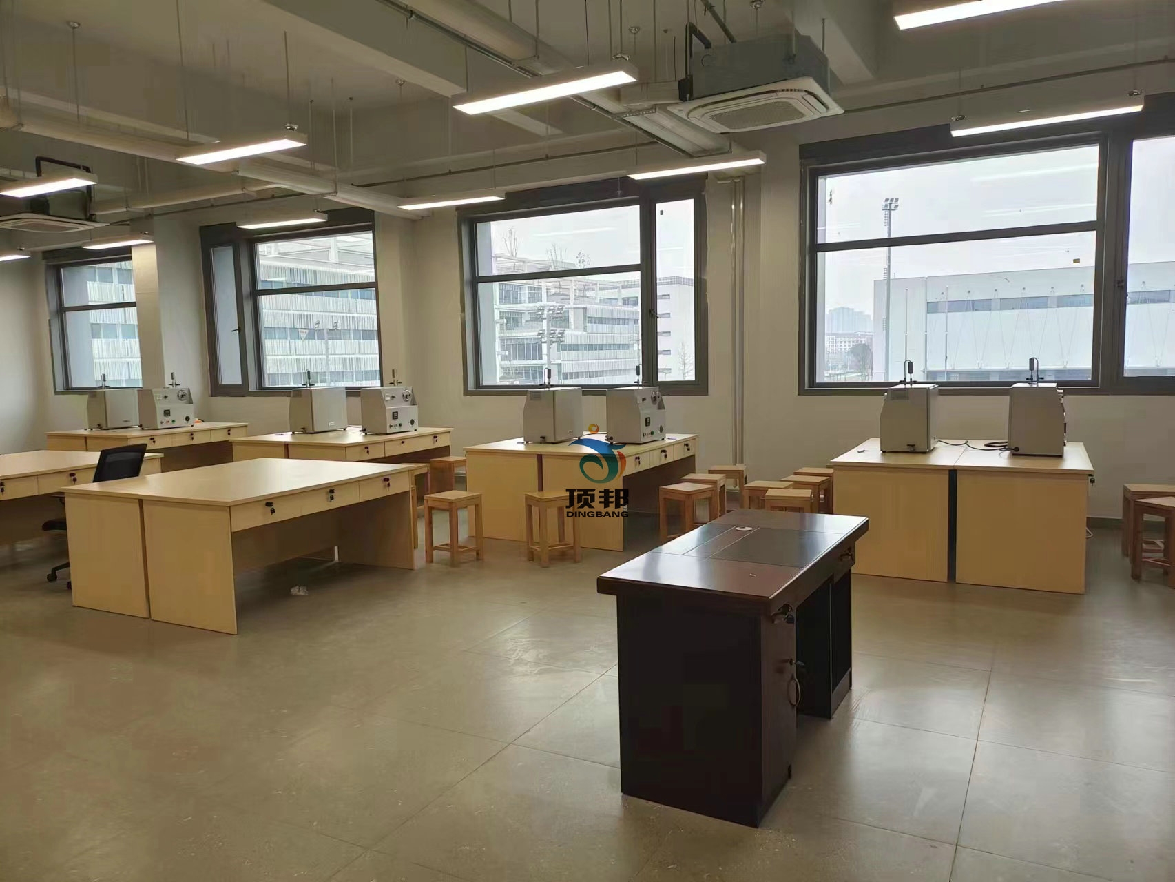 西华大学宜宾校区热工原理、楼宇制冷制热实训室设备(图6)