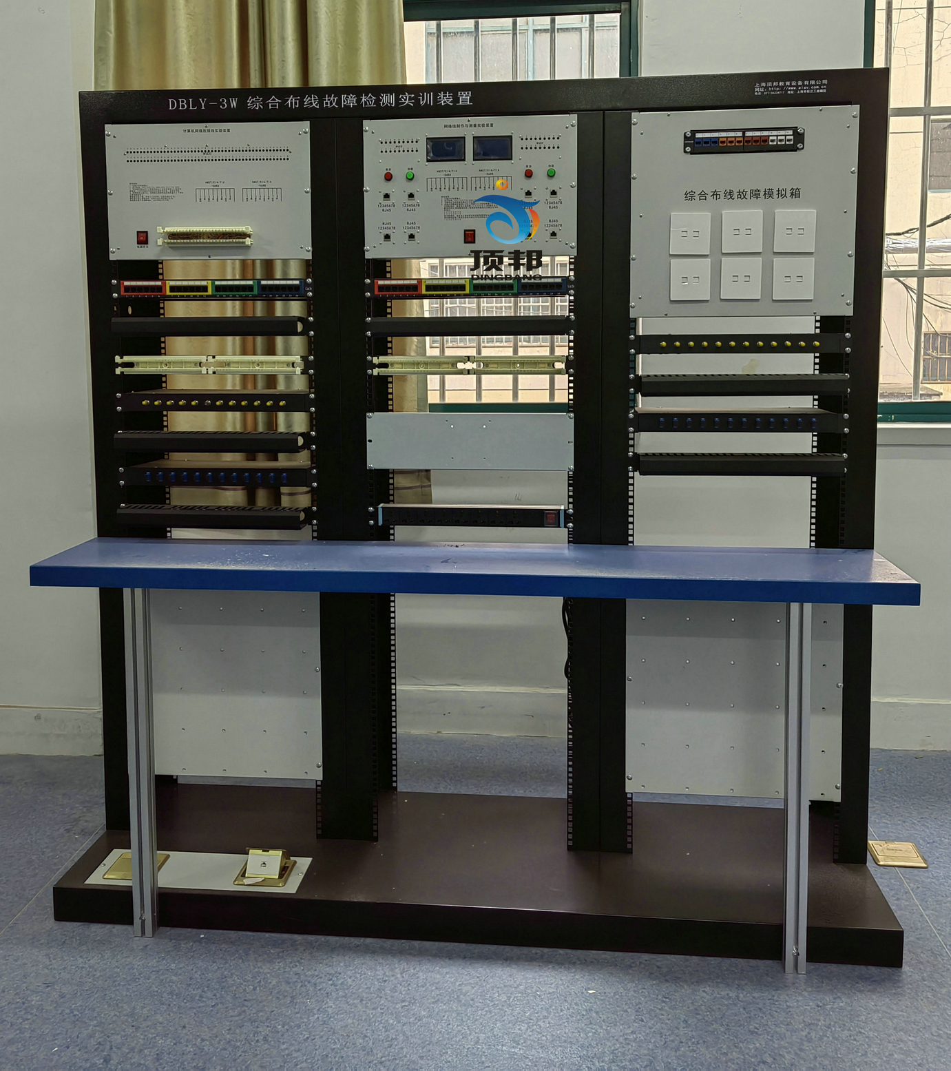 南京工业科技技工学校网络综合布线实训室设备(图11)