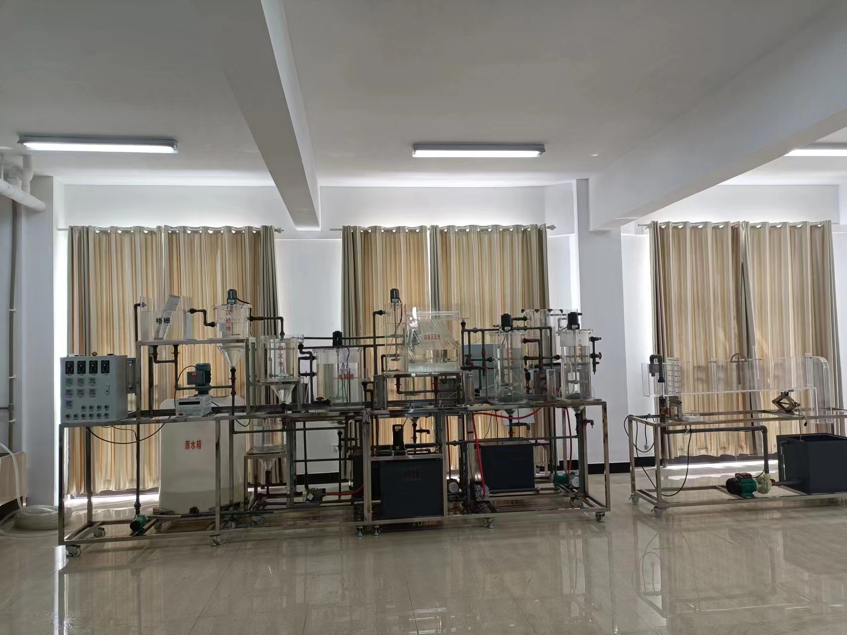 贵州建设职业技术学院环境工程实验室设备