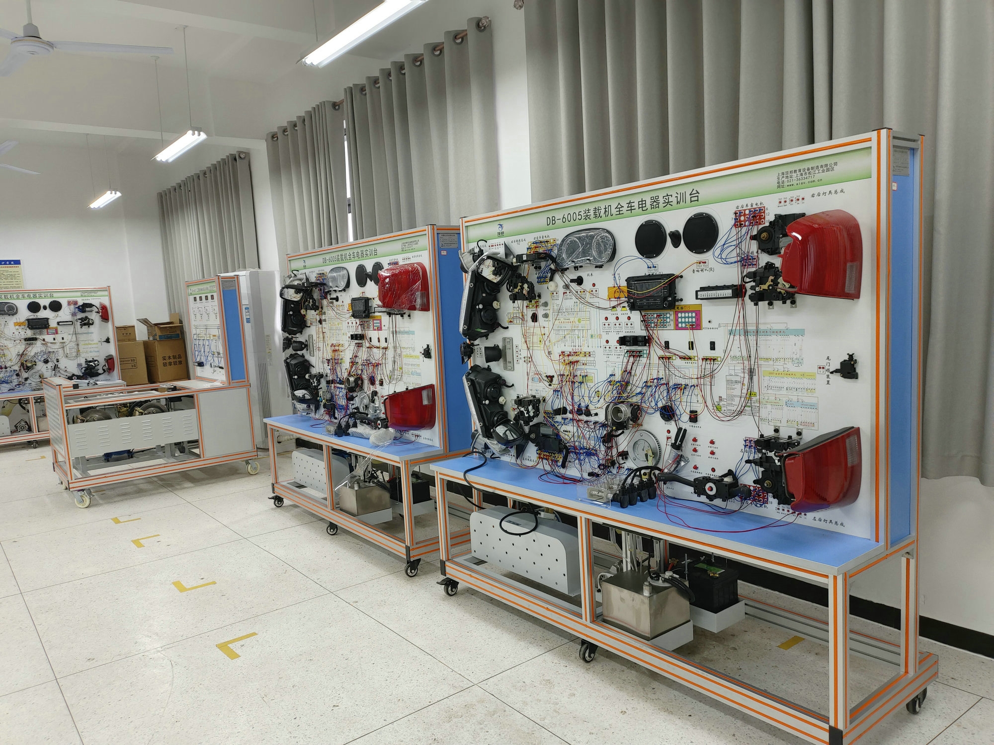 装载机全车电器实训台