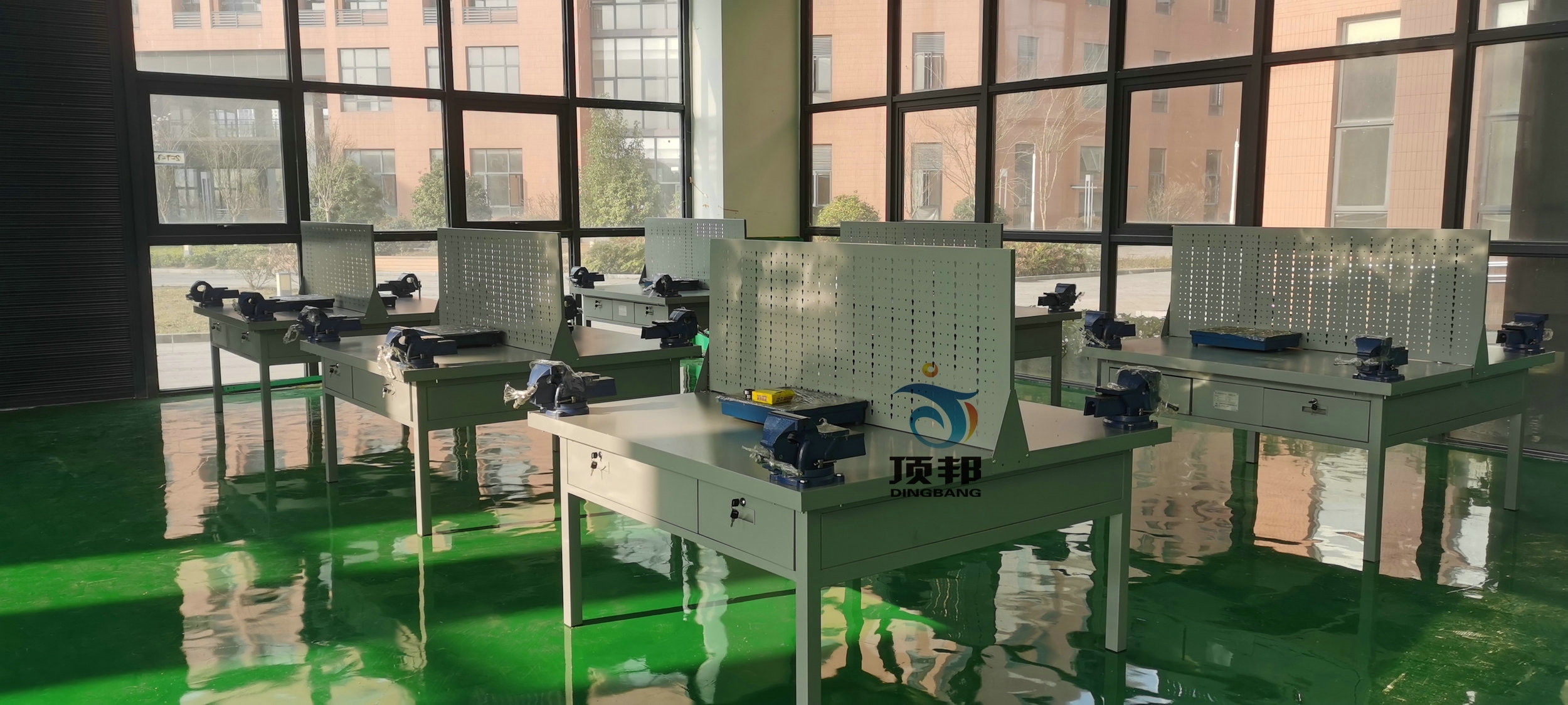 安顺学院机械创新、液压、钳工等实训设备(图5) 安顺学院机械创新、液压、钳工等实训设备(图5)